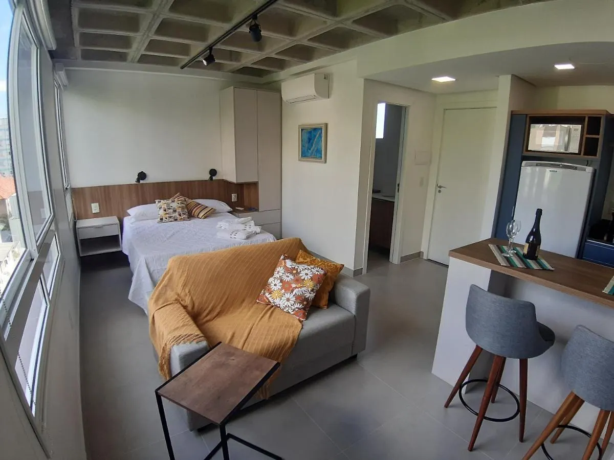 Studio Contemporaneo Em Predio Novo Porto Alegre